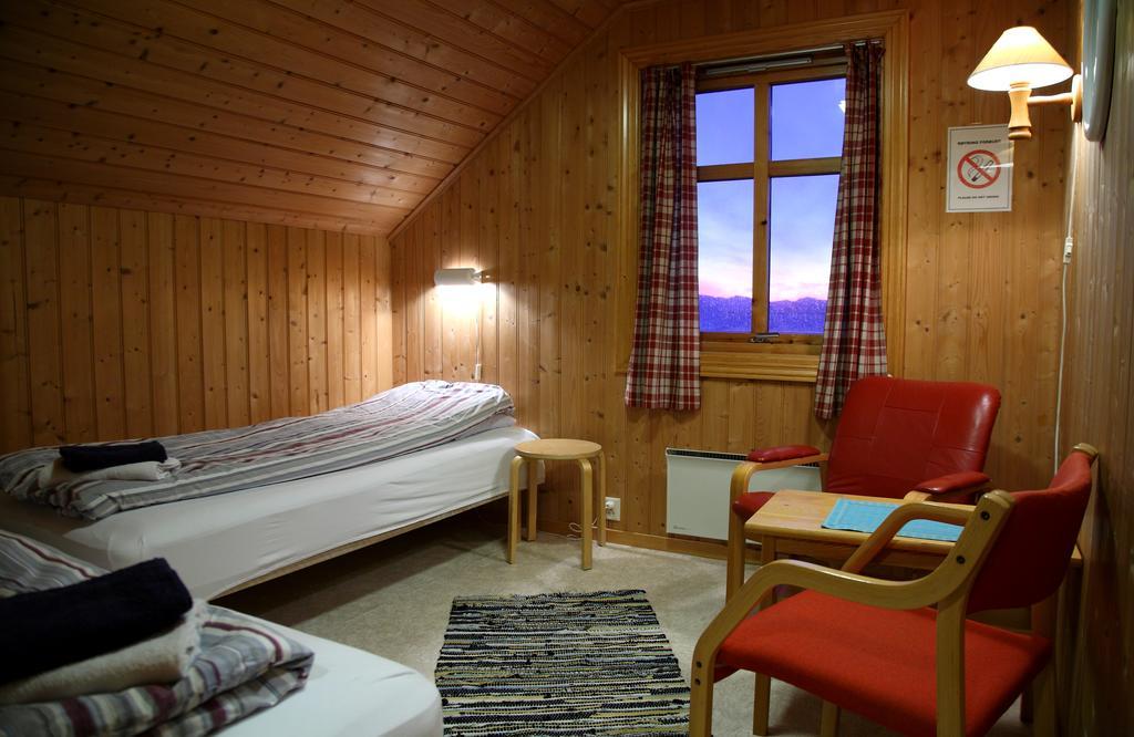 Kvalnesbrygga Hotel Kvalnes  Exterior photo